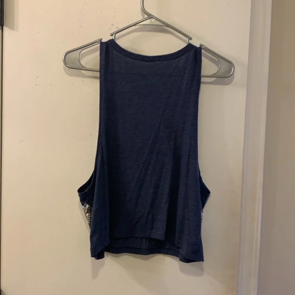 VS Pink cropped sequin muscle tank - Picture 4 of 4